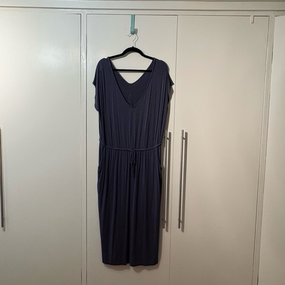 Torrid, Midi Super Soft Dolman Sleeve Dress, Blue, Plus Size 2 - Picture 1 of 5